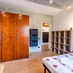 Fly House 度假居