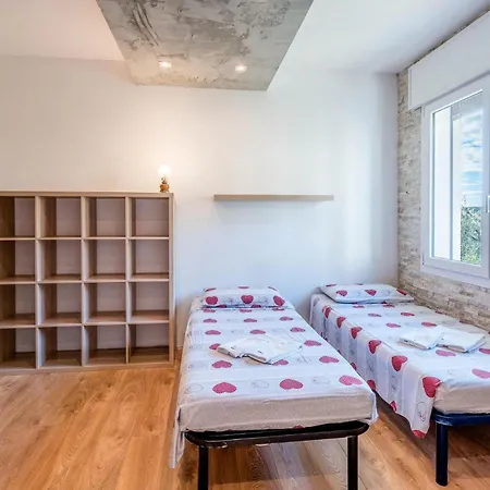 Holiday home Pet Friendly In With Wifi *