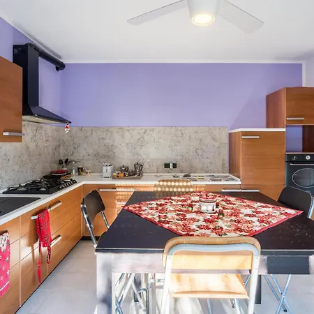 Pet Friendly In With Wifi Holiday home